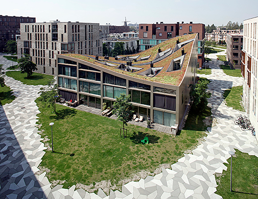Blok K/Verdana, tegnet af NL Architects er en beboelsesejendom med 10 lejligheder, opført i 2010 som en del af Het Funen, Amsterdam. Foto Raoul Kramer
