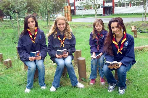 En lille del af spejdergruppen i Varde til møde. Foto: Rene Hollmann